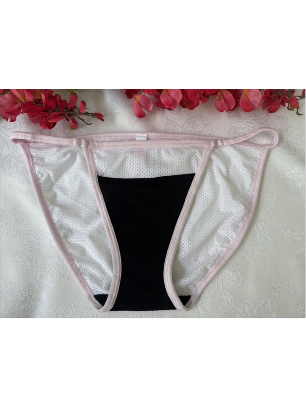 VICTORIA'S SECRET L PINK WHITE BLACK FOOTBALL JERSEY STRING BIKINI PANTIES NWT